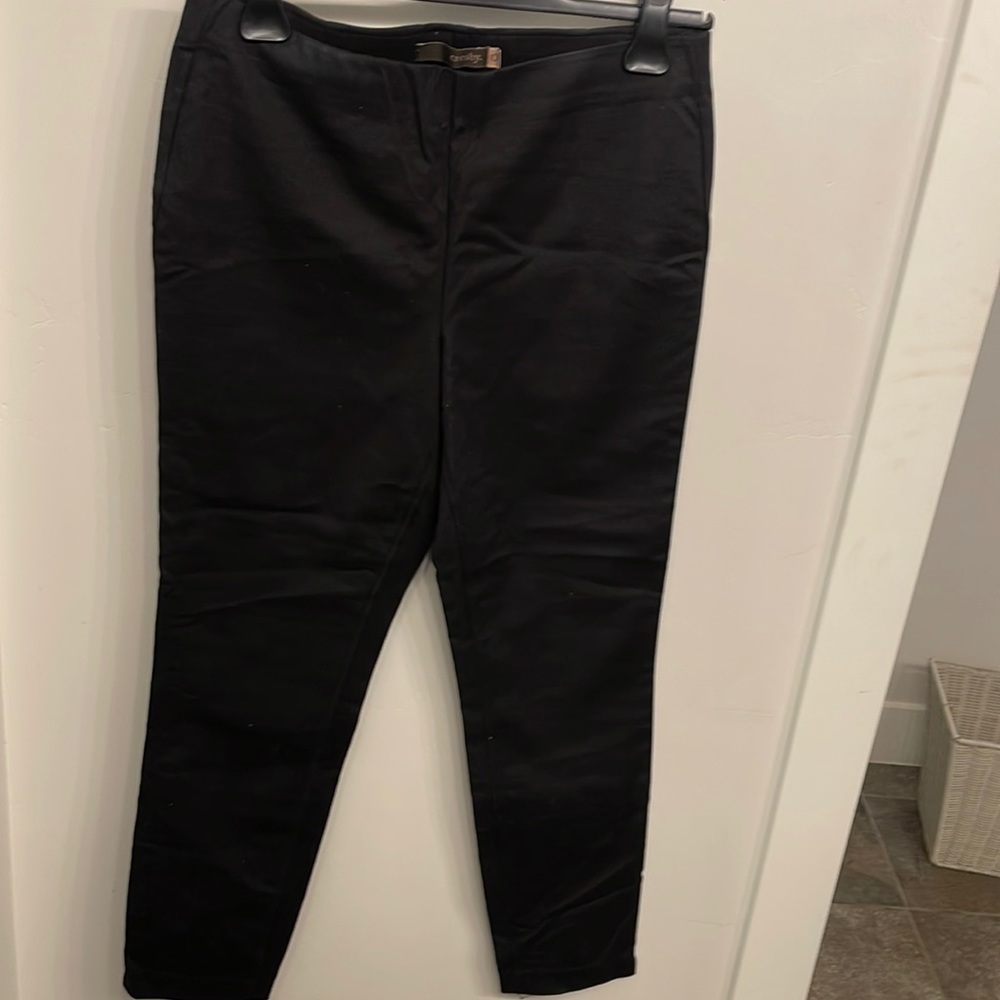 NEW!Crosby pull on black size 10